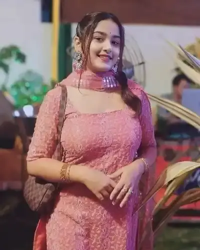 Call Girls Aliabad Cash On Delivery